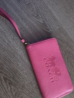 Coach Pebbled Leather Wristlet Wallet in Fuchsia Pink